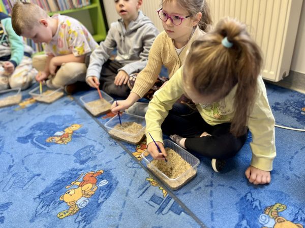 Zdjęcie Dzień Dinozaura - Podróżnicy w Bibliotece